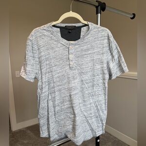 Banana Republic Men's Gray Henley Shirt